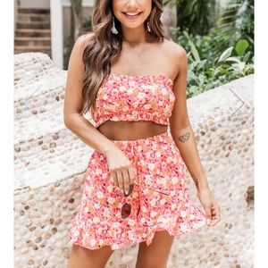 Pink Lily floral set